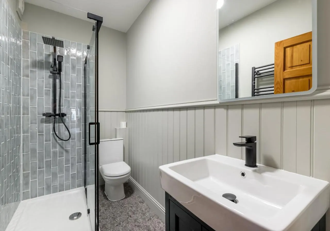 إدنبرة Luxury 3 Bed House City Centre, Right Next To Murrayfield. بيت للعطل